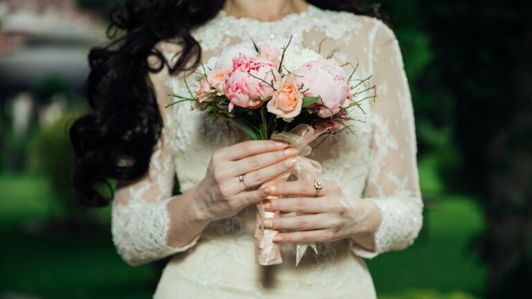 Captivating Wedding Bouquet: A Perfect Promise