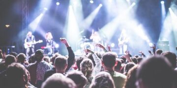 Concerts: From Gigs to Digital Platforms