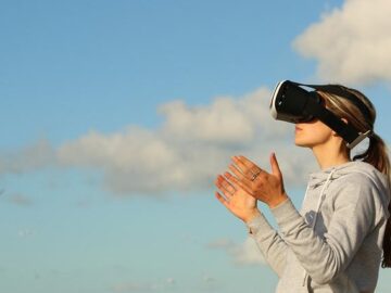 Virtual Reality: The Future Bright Spot in Training and Development